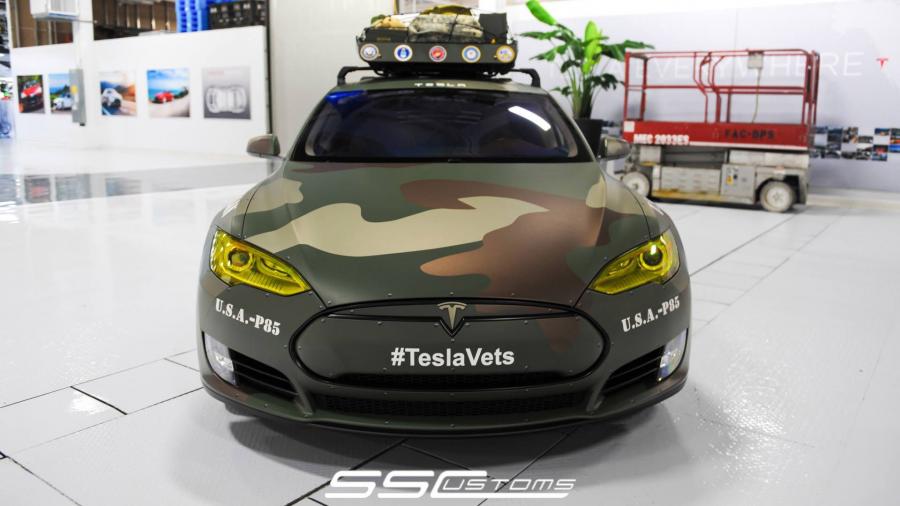  Tesla Model S TeslaVets Project by SS Customs 2014 года  (фото 2 из 14)